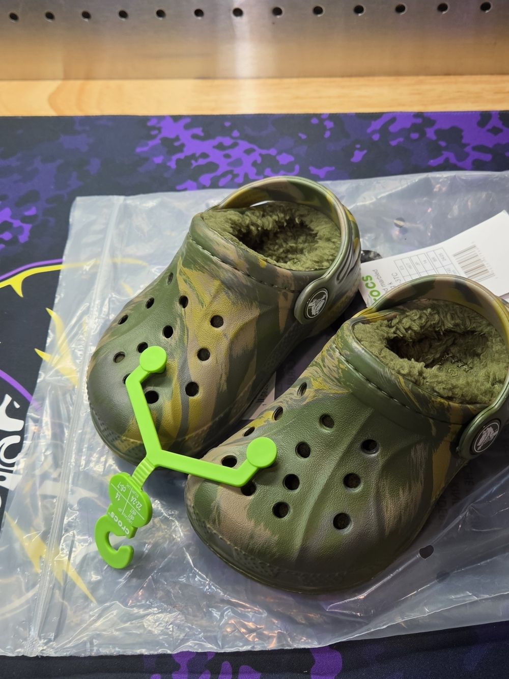 CROCS Kids Olive Camo Fuzzy-Lined Clogs